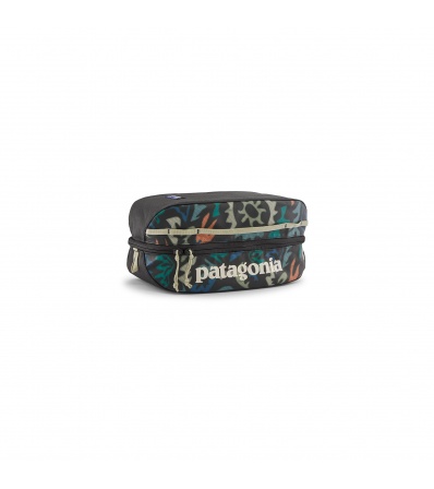 Чантичка Patagonia Black Hole Cube 6L
